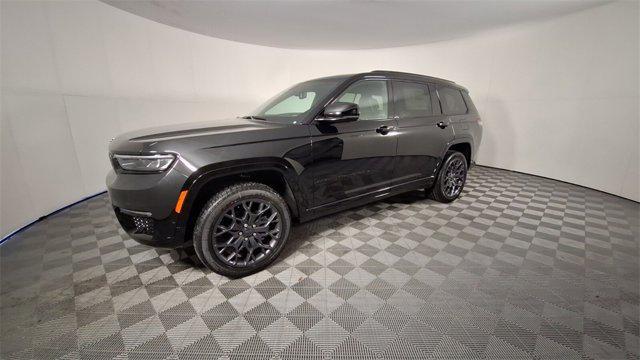 new 2025 Jeep Grand Cherokee L car, priced at $65,785