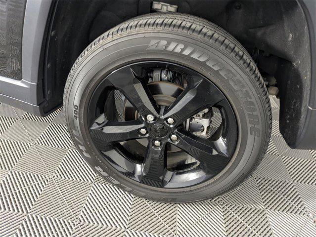 used 2023 Jeep Grand Cherokee car, priced at $31,087