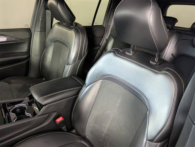 used 2023 Jeep Grand Cherokee car, priced at $31,087