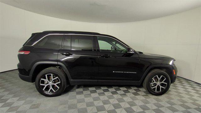 used 2024 Jeep Grand Cherokee car, priced at $25,755