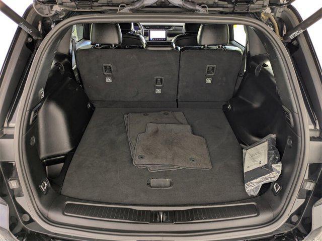used 2024 Jeep Grand Cherokee car, priced at $25,755