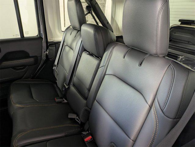 new 2025 Jeep Wrangler car, priced at $46,904