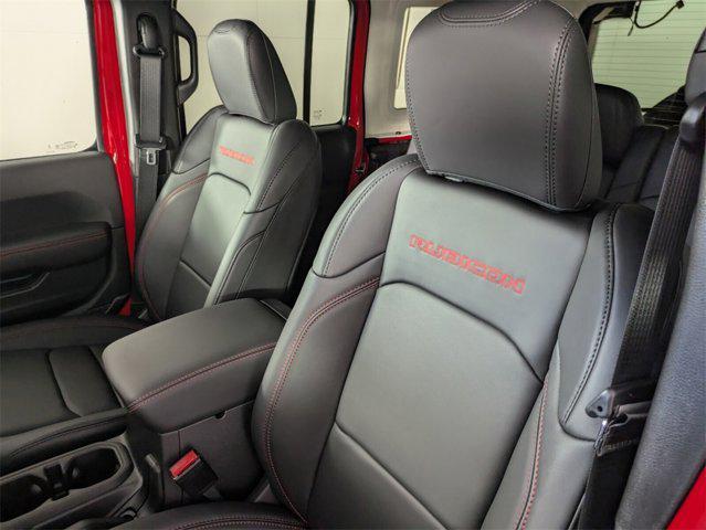 new 2025 Jeep Wrangler car, priced at $54,031
