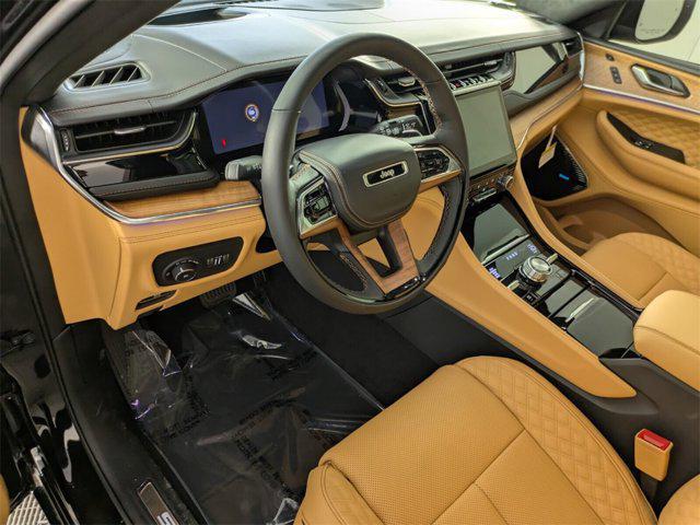 new 2025 Jeep Grand Cherokee car, priced at $60,604