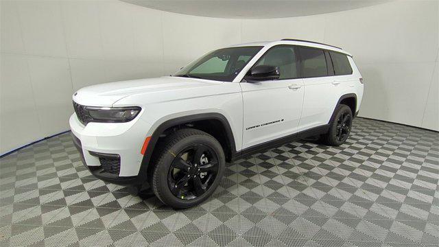 new 2025 Jeep Grand Cherokee L car, priced at $39,752