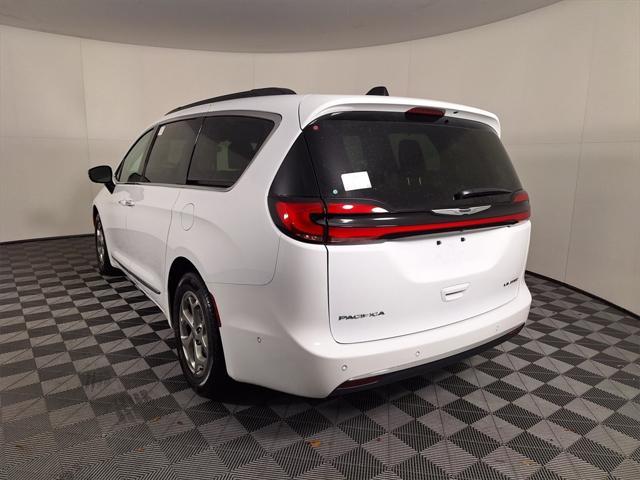 new 2024 Chrysler Pacifica car, priced at $48,449