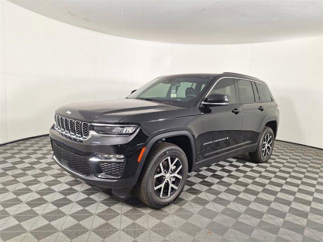 new 2024 Jeep Grand Cherokee car, priced at $42,148