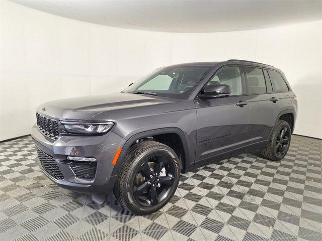 new 2024 Jeep Grand Cherokee car, priced at $49,056