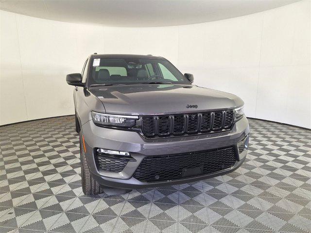 new 2024 Jeep Grand Cherokee car, priced at $49,056