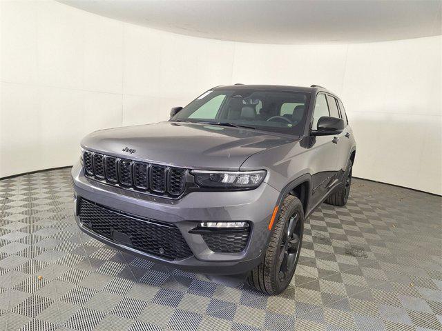 new 2024 Jeep Grand Cherokee car, priced at $49,056