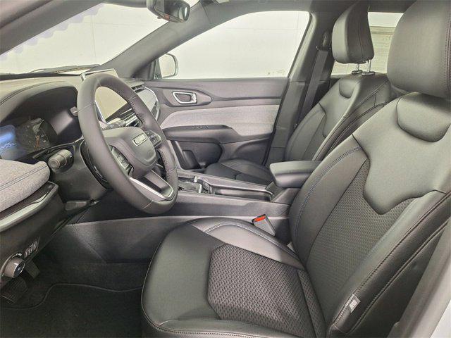 new 2025 Jeep Compass car, priced at $25,079