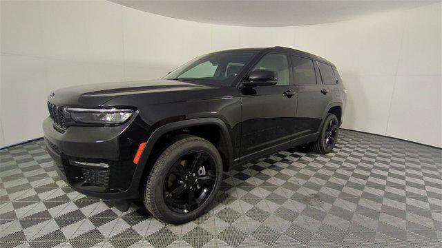 new 2025 Jeep Grand Cherokee L car, priced at $39,304