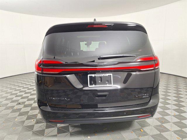 new 2024 Chrysler Pacifica car, priced at $43,229