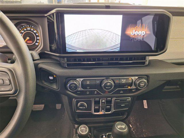 new 2025 Jeep Wrangler car