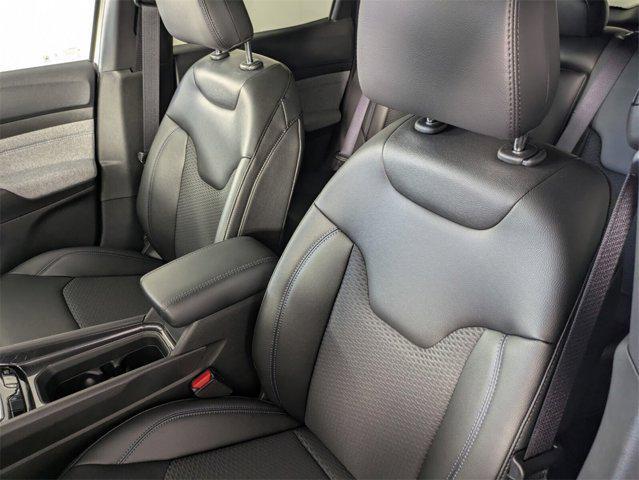 new 2025 Jeep Compass car, priced at $23,947
