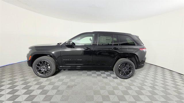 new 2025 Jeep Grand Cherokee car, priced at $60,604