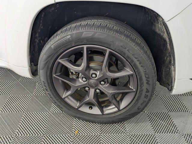 used 2020 Jeep Grand Cherokee car, priced at $22,999