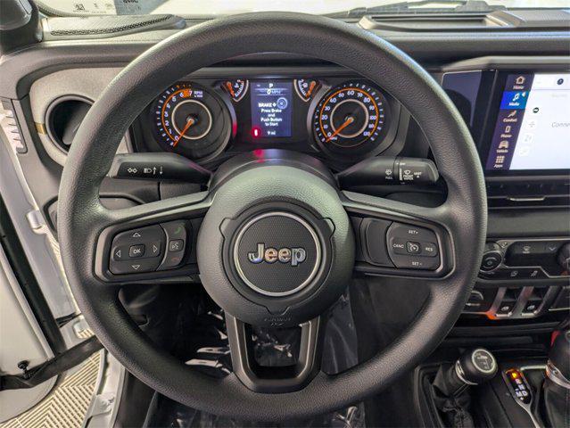 new 2025 Jeep Wrangler car, priced at $31,084