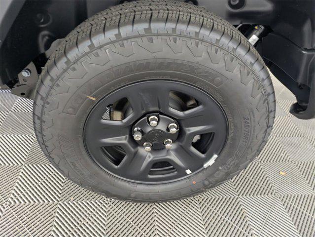 new 2025 Jeep Wrangler car, priced at $31,084