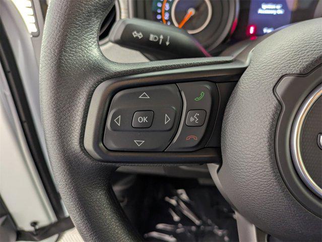 new 2025 Jeep Wrangler car, priced at $31,084