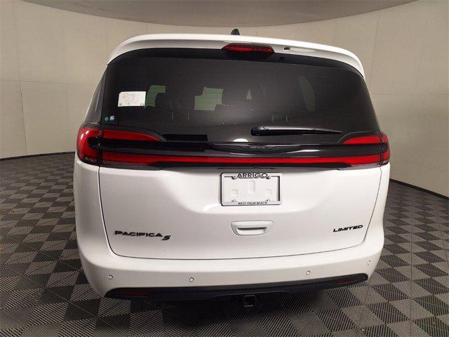 new 2025 Chrysler Pacifica car, priced at $47,859