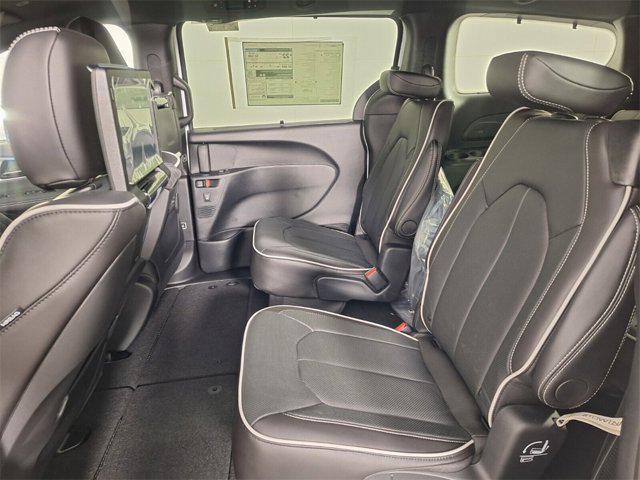 new 2025 Chrysler Pacifica car, priced at $47,859