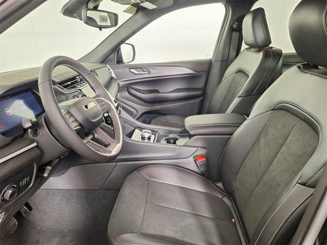 new 2025 Jeep Grand Cherokee car, priced at $35,056
