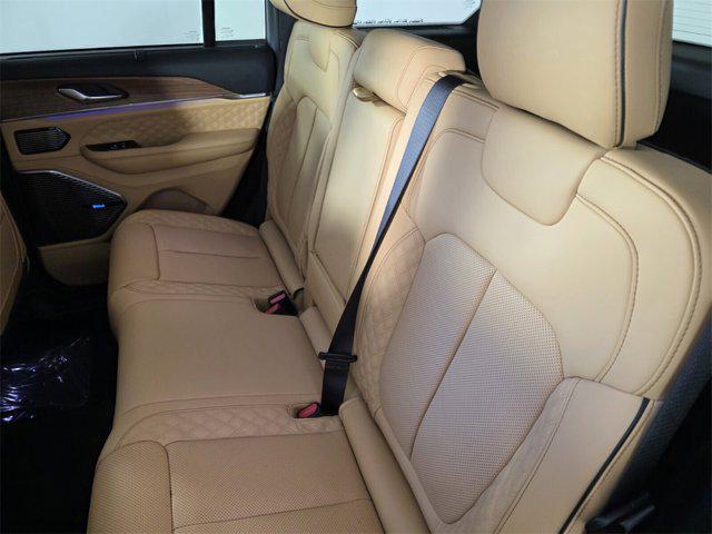 new 2025 Jeep Grand Cherokee car, priced at $58,298