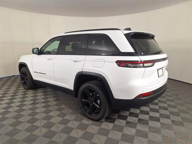 new 2025 Jeep Grand Cherokee car, priced at $42,330
