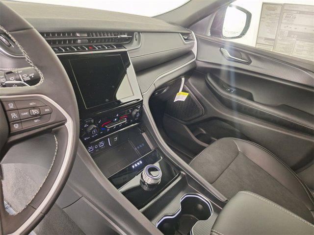 new 2025 Jeep Grand Cherokee car, priced at $36,377