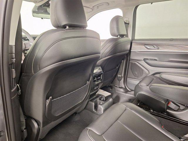 new 2025 Jeep Grand Cherokee L car, priced at $38,752