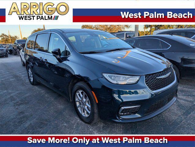 used 2024 Chrysler Pacifica car, priced at $31,750