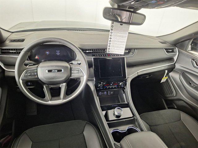 new 2025 Jeep Grand Cherokee car, priced at $41,475