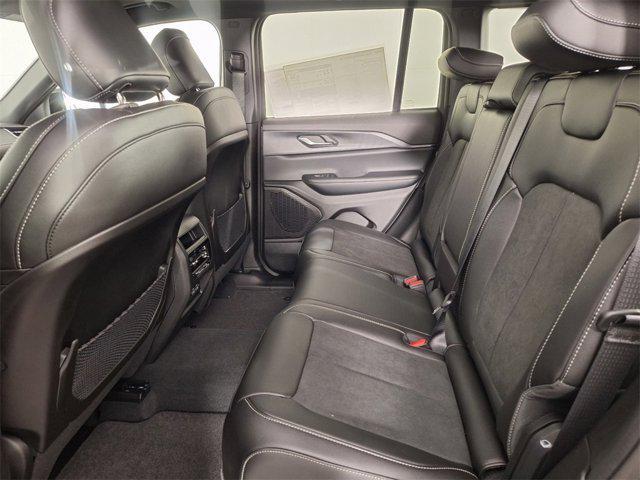 new 2025 Jeep Grand Cherokee car, priced at $41,475