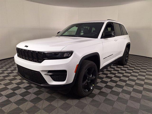 new 2024 Jeep Grand Cherokee car, priced at $41,376