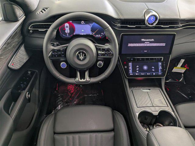 new 2025 Maserati Grecale car, priced at $84,015