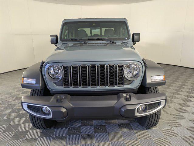 new 2025 Jeep Gladiator car, priced at $40,415