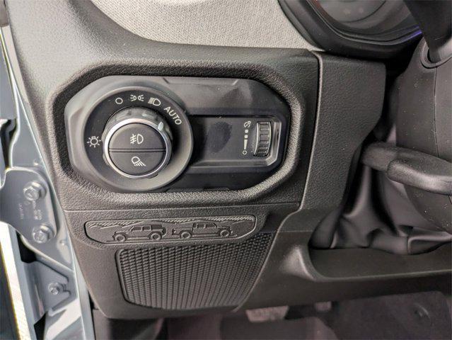 new 2025 Jeep Gladiator car, priced at $40,415