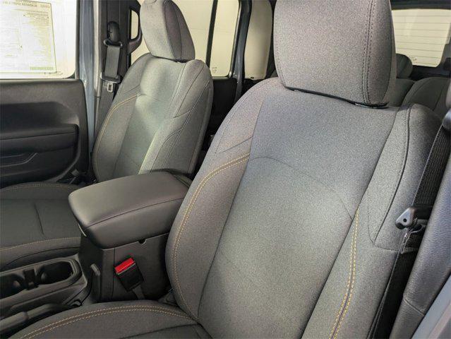 new 2025 Jeep Gladiator car, priced at $40,415