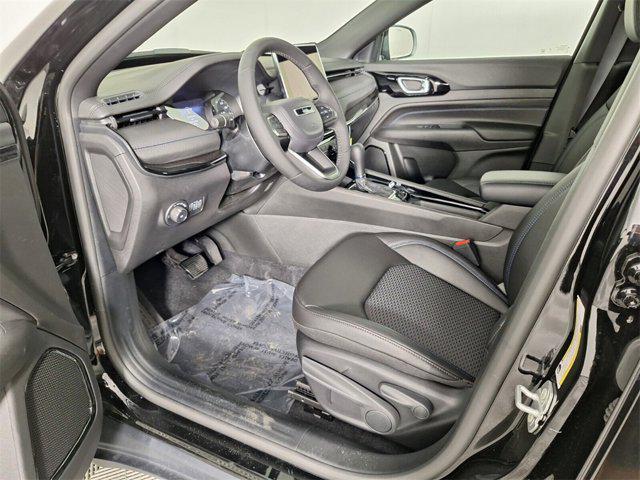 new 2025 Jeep Compass car, priced at $25,997