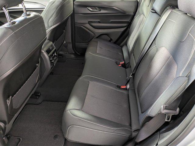 new 2025 Jeep Grand Cherokee car, priced at $33,338