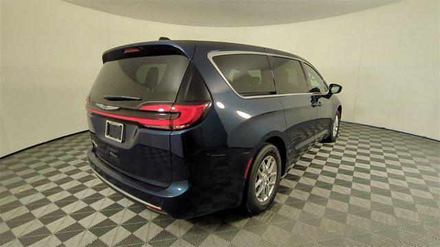 new 2025 Chrysler Pacifica car, priced at $39,367