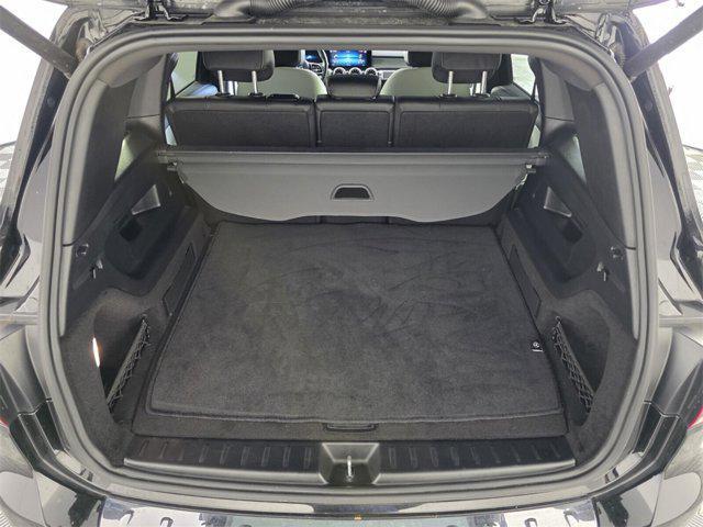 used 2022 Mercedes-Benz GLB 250 car, priced at $22,888