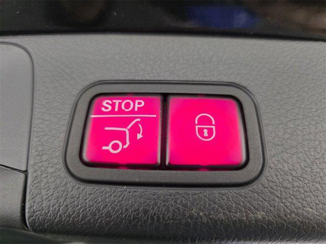 used 2022 Mercedes-Benz GLB 250 car, priced at $22,888