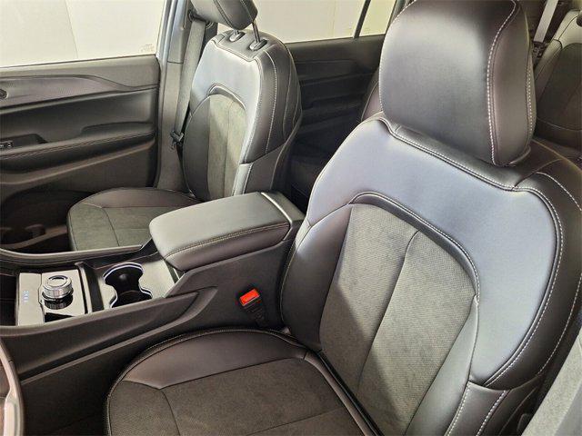 new 2025 Jeep Grand Cherokee L car, priced at $37,682