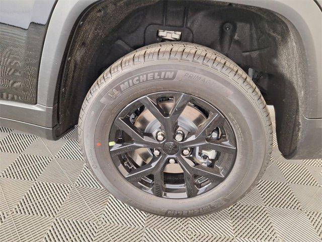 new 2025 Jeep Grand Cherokee L car, priced at $37,682