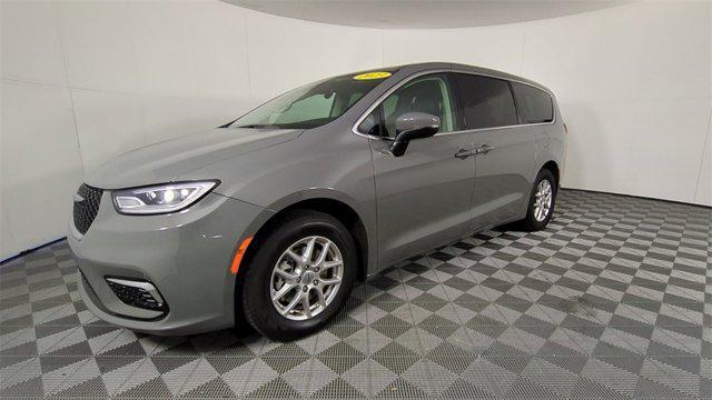 used 2023 Chrysler Pacifica car, priced at $24,000