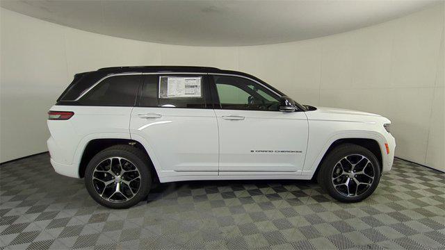 new 2025 Jeep Grand Cherokee car, priced at $60,301