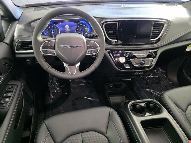 new 2025 Chrysler Pacifica car, priced at $32,400