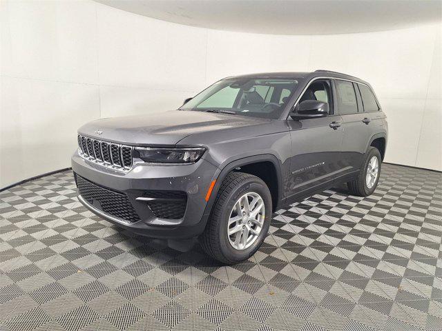 new 2025 Jeep Grand Cherokee car, priced at $36,301